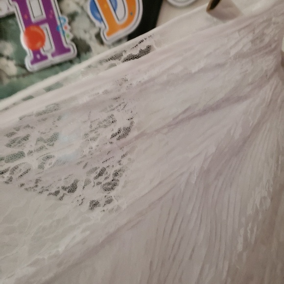 Blouse - Picture 6 of 6